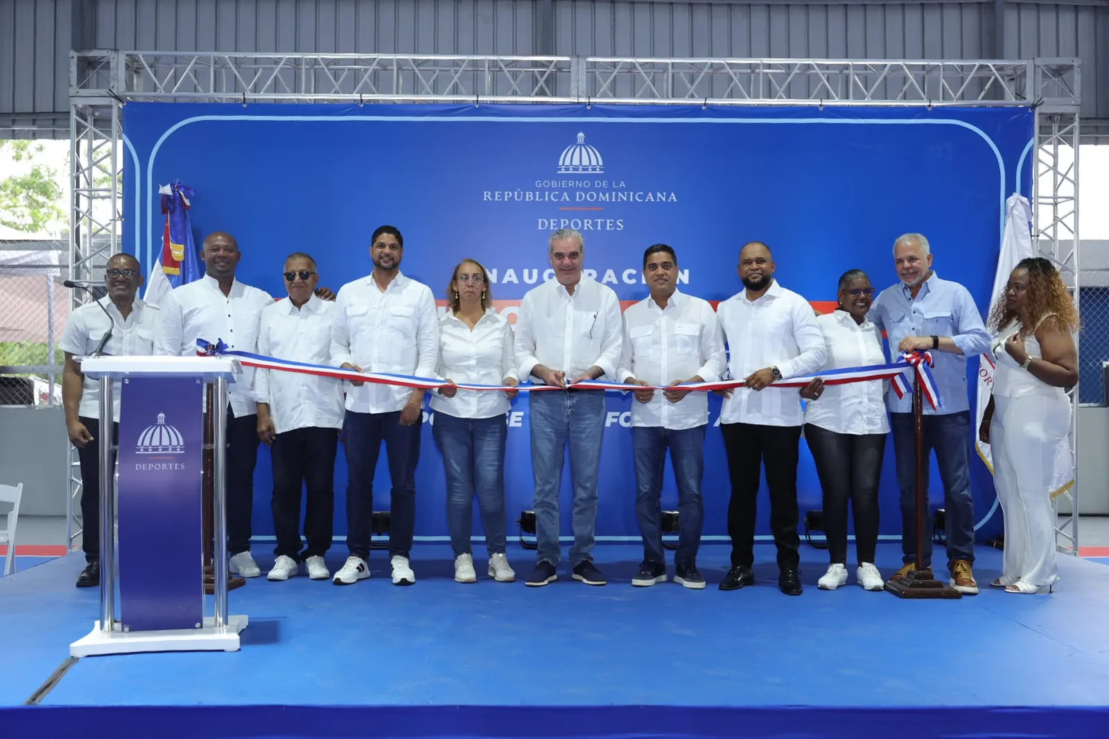 Instalación deportiva entregada en el distrito municipal El Carril
